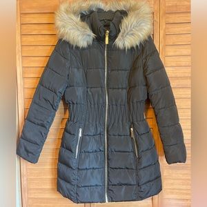 LAUNDRY BY SHELLI SEGAL Women's Puffer Jacket w/Cinched Waist&Faux Fur Trim Hood